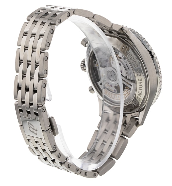 Breitling Navitimer B01 Chronograph 43 AB0138 Image 3